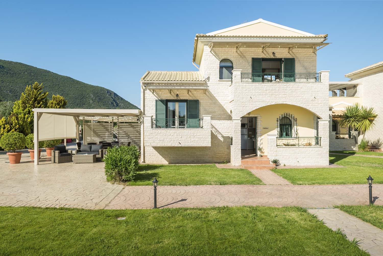 liostasi villa helios corfu 07