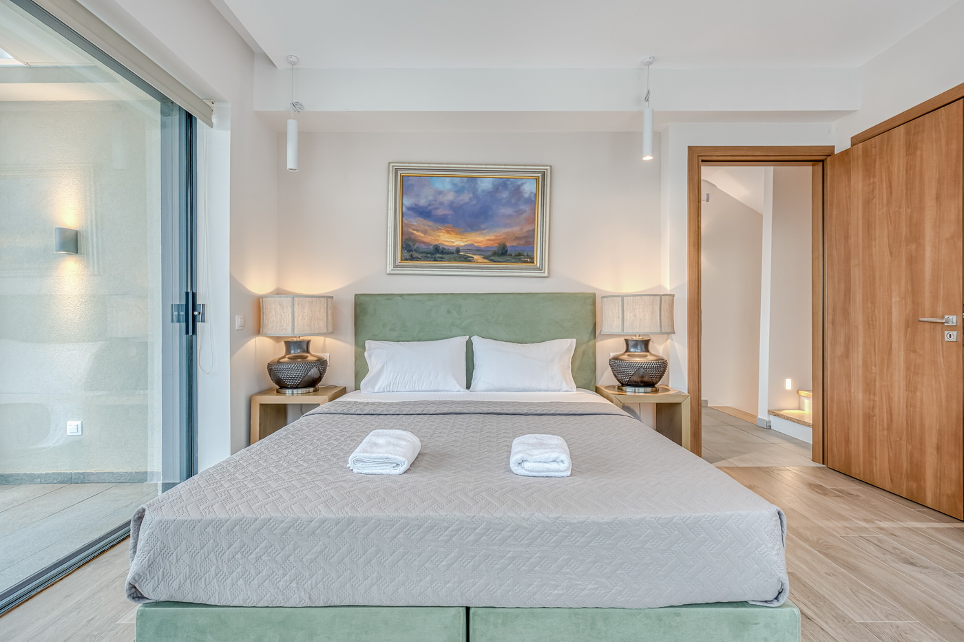 property 28 resize
