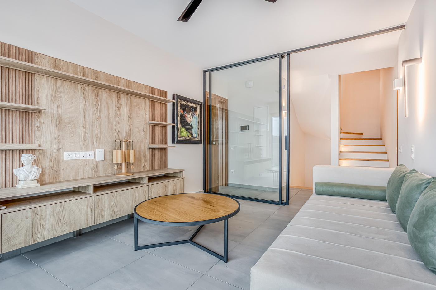 property 25 resize