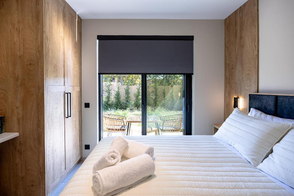 e48a59e5 f169 4d5f b62e 8e5aa172ceff