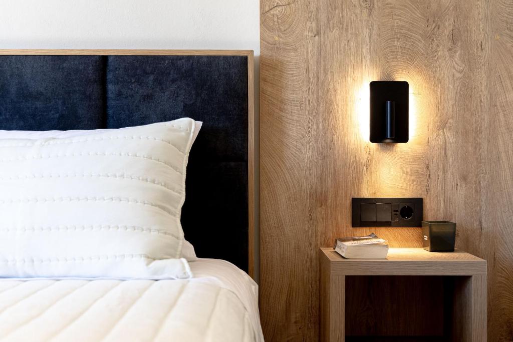 1e560cd5 4f18 483c ae93 26f8da7a2919