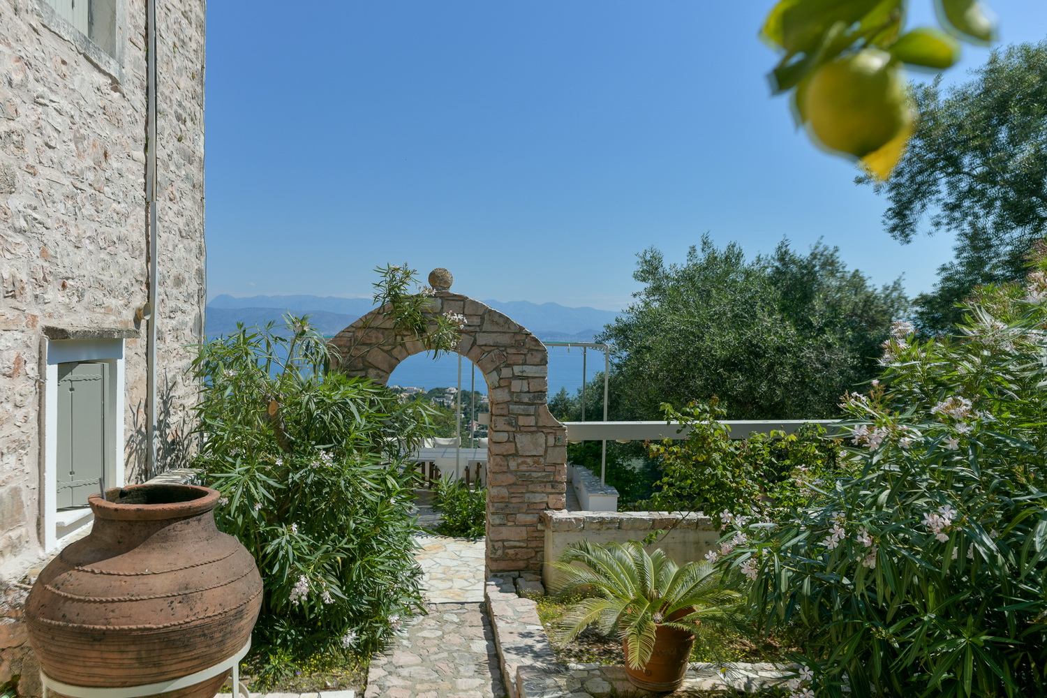 CST 0773 resize