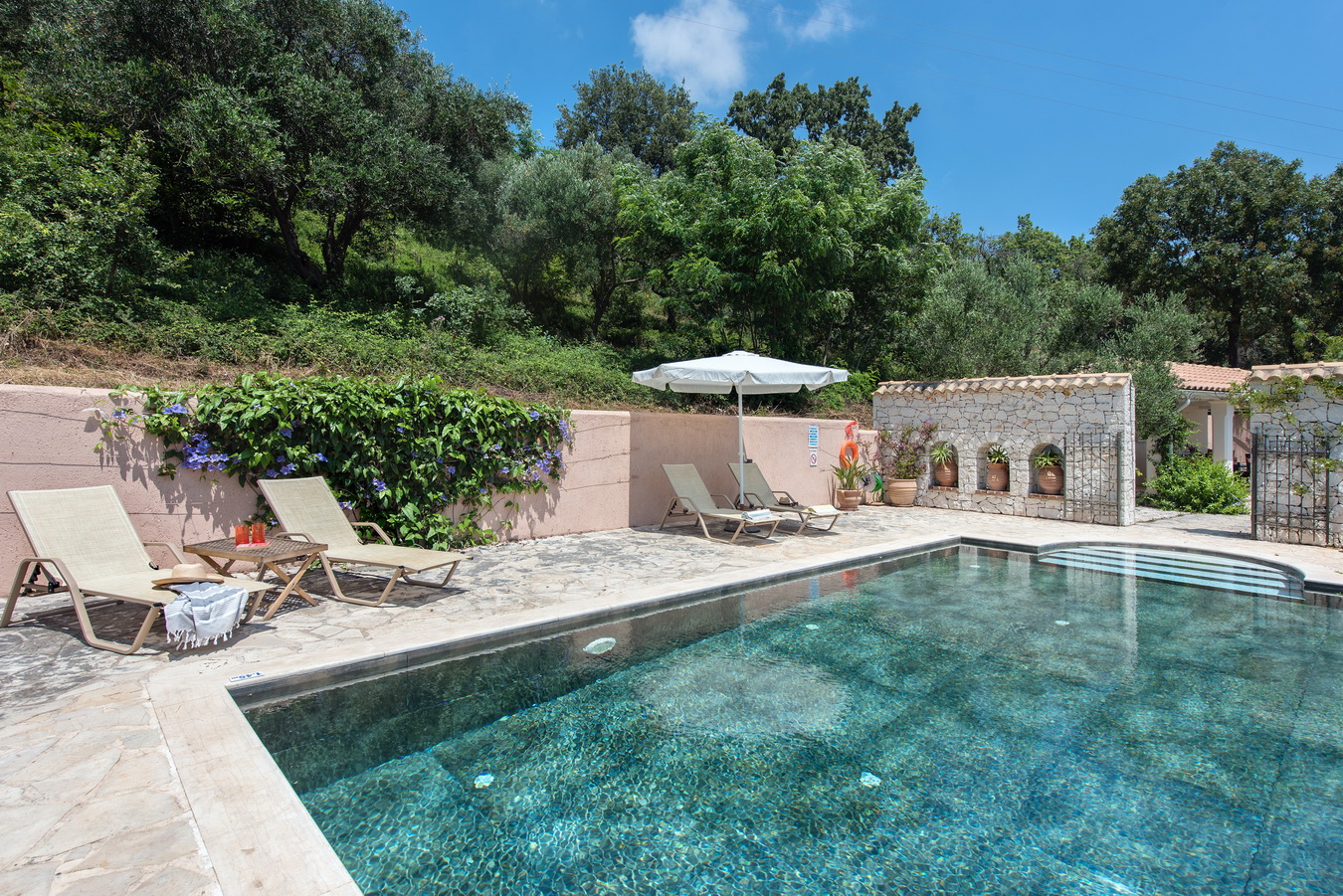 Villa Sarakinatika Sinies Corfu Greece (36) resize